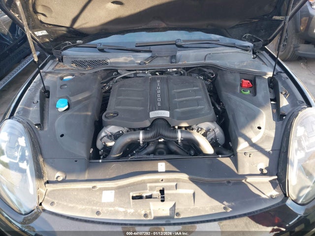 2018 PORSCHE CAYENNE WP1AD2A25JLA80737 Photo 9