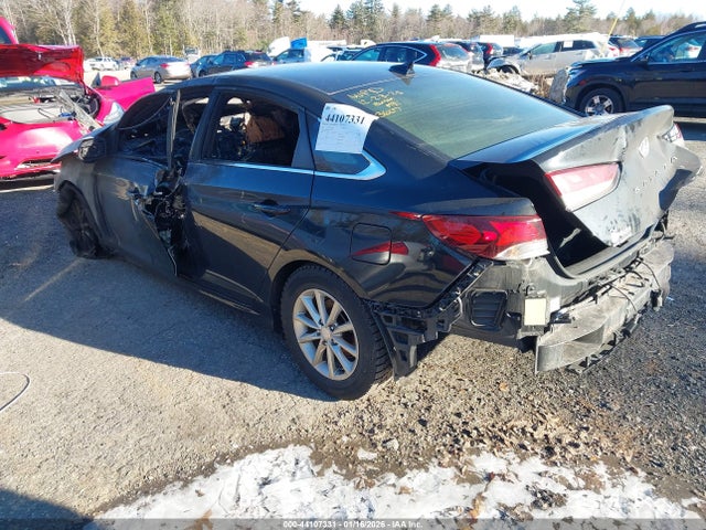Hyundai SONATA SE 2018 5NPE24AF4JH723607 Image 3