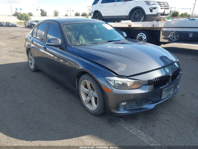 WBA3C1C54FK122887 BMW 328I
