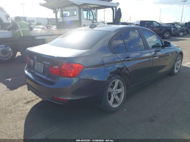 WBA3C1C54FK122887 BMW 328I