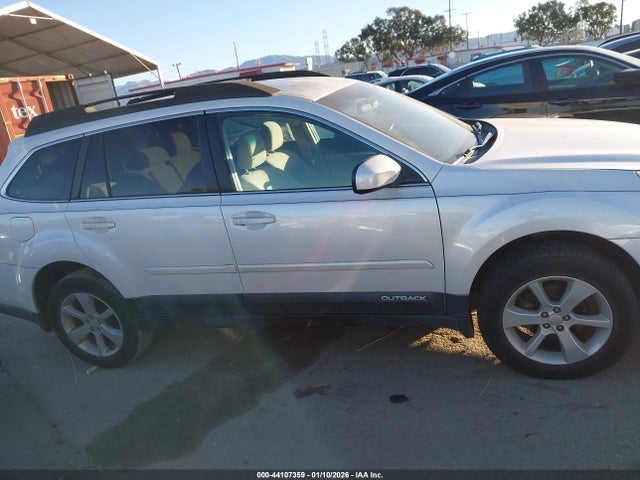 Продажа на аукционе авто 2013 Subaru Outback 2.5i Premium, vin: 4S4BRCCC7D3267528, номер лота: 44107359