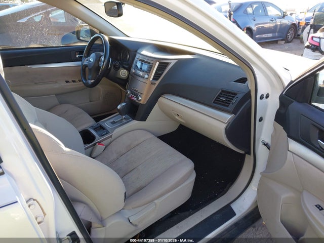 Продажа на аукционе авто 2013 Subaru Outback 2.5i Premium, vin: 4S4BRCCC7D3267528, номер лота: 44107359