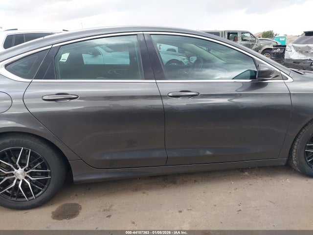 Chrysler 200 Limited 2015 1C3CCCAB8FN690084 Image 13