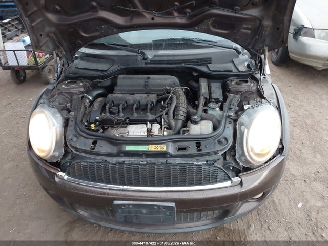 2010 MINI COOPER S CLUBMAN WMWMM3C51ATZ33126 Photo 9