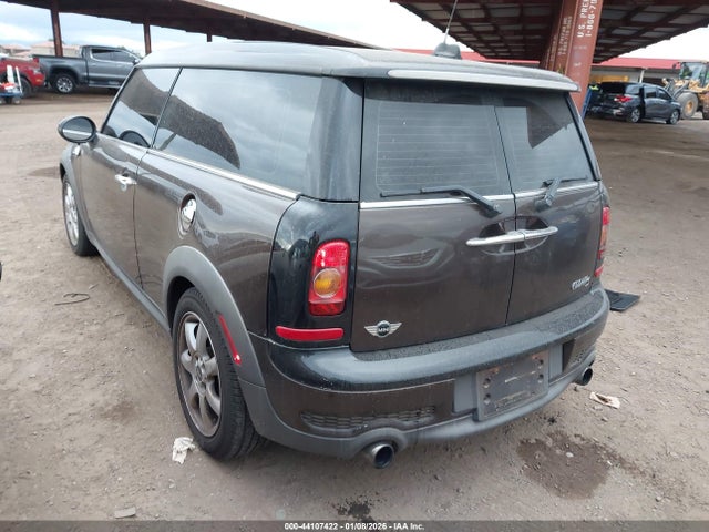 2010 MINI COOPER S CLUBMAN WMWMM3C51ATZ33126 Photo 2