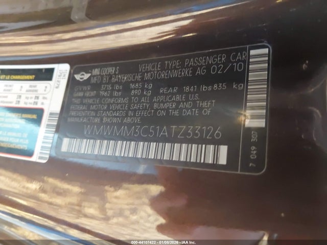 2010 MINI COOPER S CLUBMAN WMWMM3C51ATZ33126 Photo 8