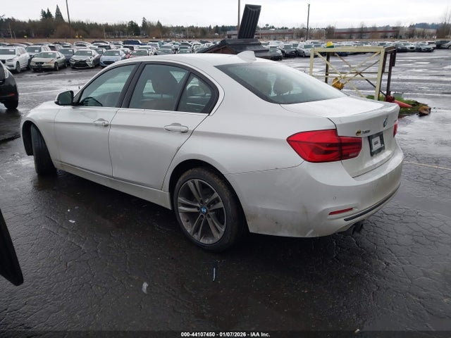 2017 BMW 330I WBA8D9G53HNU59614 Photo 2