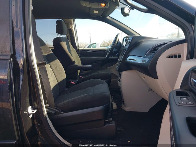 2C4RDGBG1GR349800 Dodge Grand Caravan Se Plus