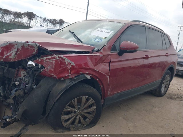 3VV1B7AX4JM031769 Volkswagen Tiguan 2.0t S