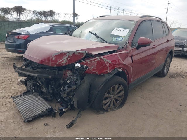 3VV1B7AX4JM031769 Volkswagen Tiguan 2.0t S