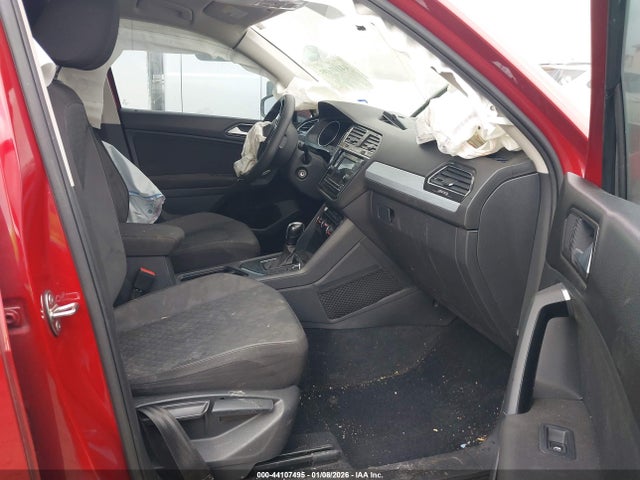3VV1B7AX4JM031769 Volkswagen Tiguan 2.0t S