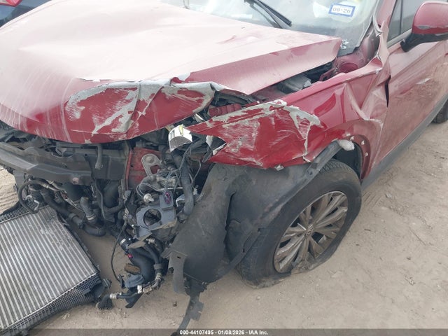 3VV1B7AX4JM031769 Volkswagen Tiguan 2.0t S