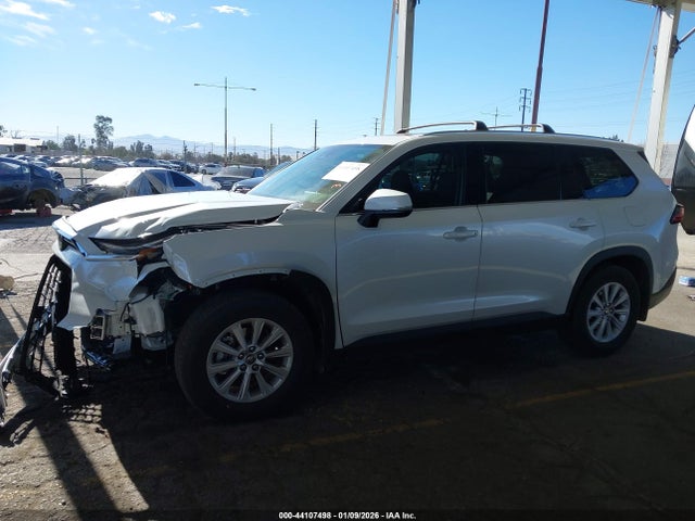 Toyota Grand Highlander Xle 2026 5TDAAAA50TS039562 Image 14