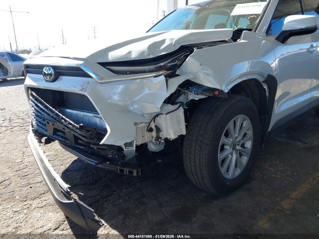 Toyota Grand Highlander Xle 2026 5TDAAAA50TS039562 Image 6