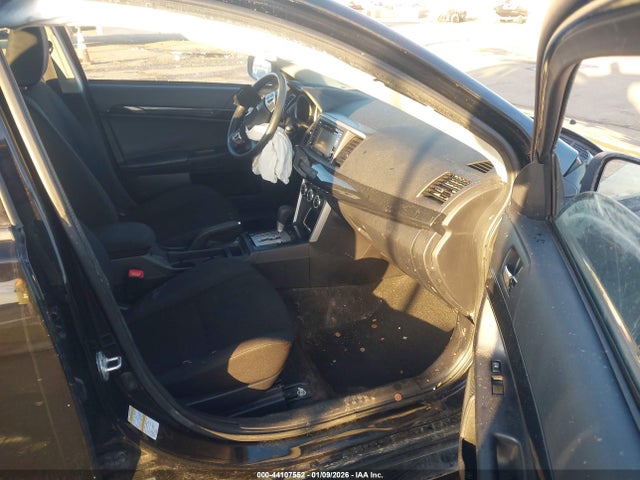 JA32U2FU7HU013754 Mitsubishi LANCER ES