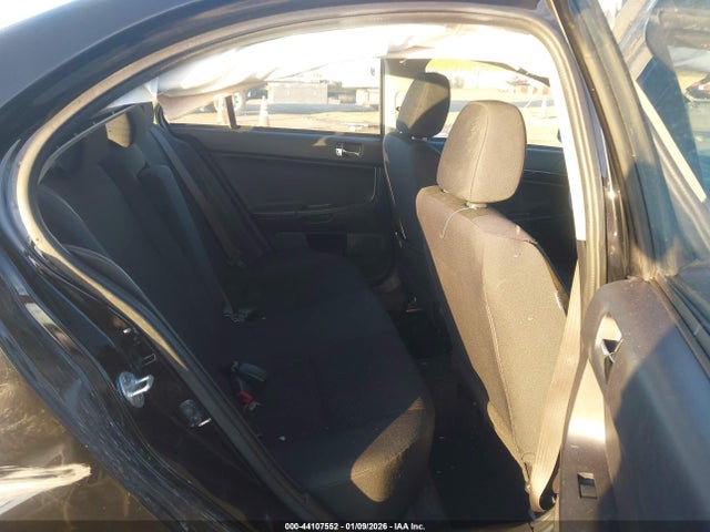 JA32U2FU7HU013754 Mitsubishi LANCER ES