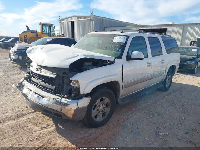 44107585 :رقم المزاد ، 3GNEC16Z75G226815 vin ، 2005 Chevrolet Suburban 1500 Lt مزاد بيع