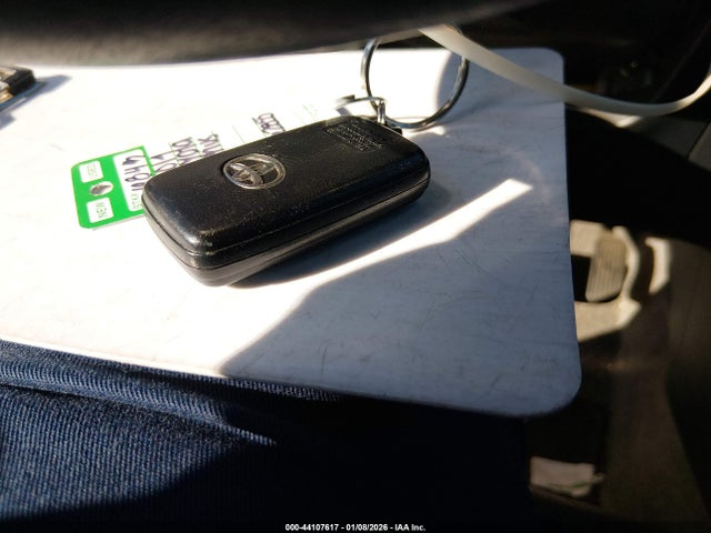JTDKN3DP1E3062855 Toyota PRIUS PLUG-IN