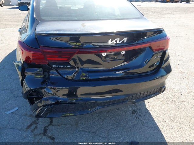 3KPF54AD3NE488430 KIA Forte Gt-line