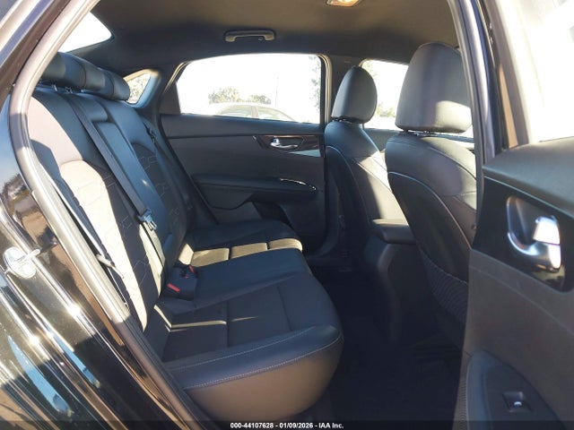 3KPF54AD3NE488430 KIA Forte Gt-line