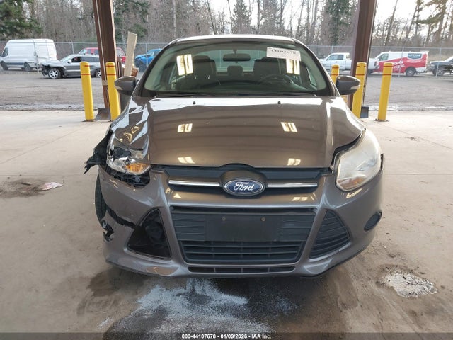 1FADP3F21EL389878 Ford FOCUS SE