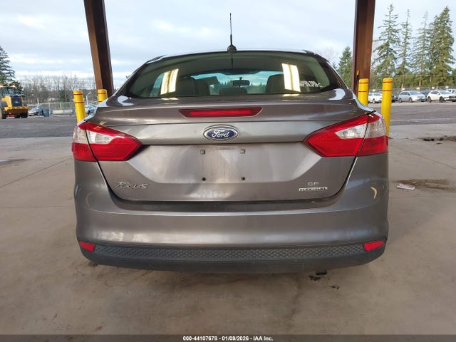 1FADP3F21EL389878 Ford FOCUS SE