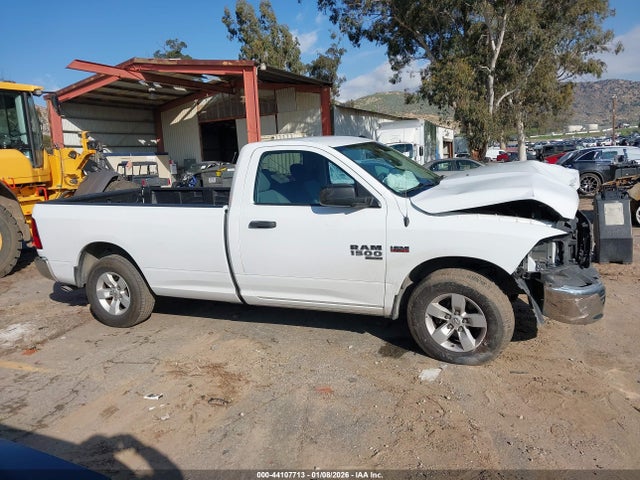 3C6JR6DT2NG256393 RAM 1500 Classic Tradesman 4x2 8&#039; Box