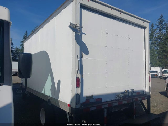 Ford E-450 Cutaway 2018 1FDXE4FS0JDC38338 Image 3