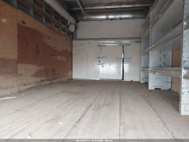 Ford E-450 Cutaway 2018 1FDXE4FS0JDC38338 Image 6