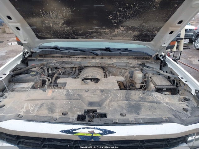 1GCVKNEC7JZ302401 Chevrolet Silverado 1500 Wt
