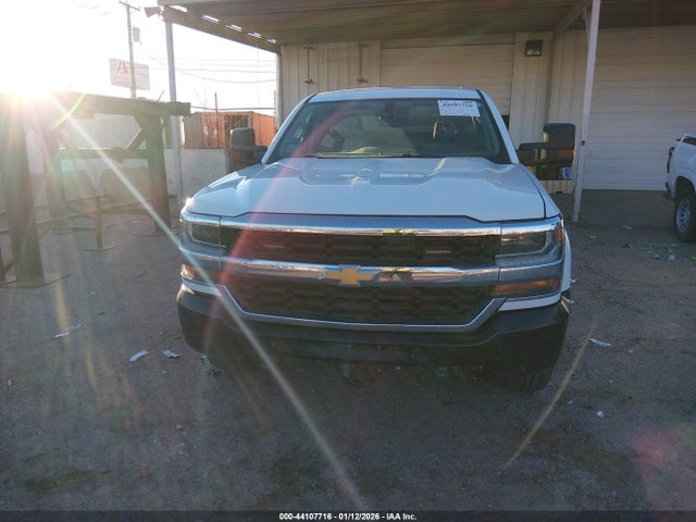 1GCVKNEC7JZ302401 Chevrolet Silverado 1500 Wt