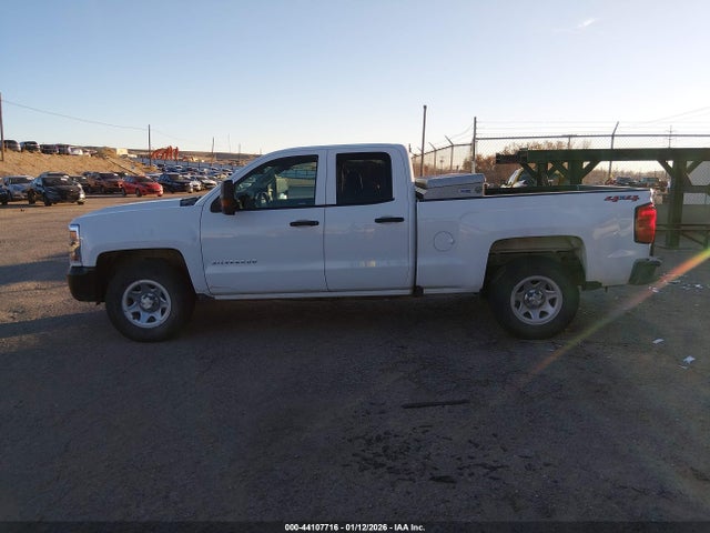 1GCVKNEC7JZ302401 Chevrolet Silverado 1500 Wt