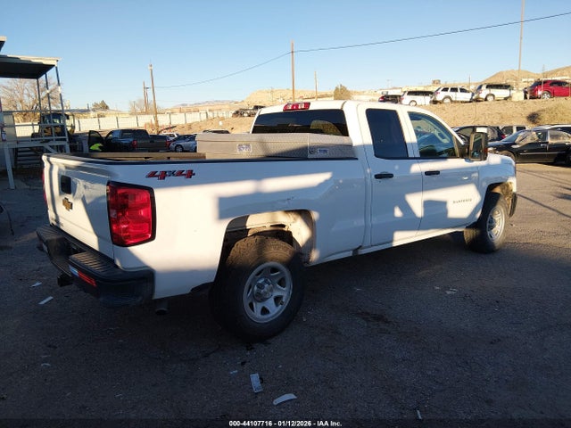 1GCVKNEC7JZ302401 Chevrolet Silverado 1500 Wt