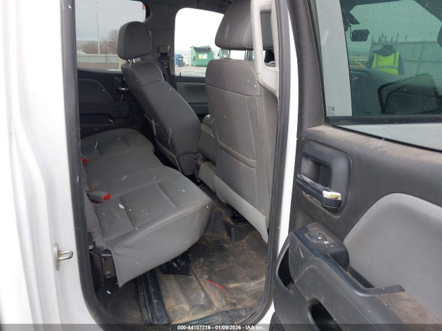1GCVKNEC7JZ302401 Chevrolet Silverado 1500 Wt