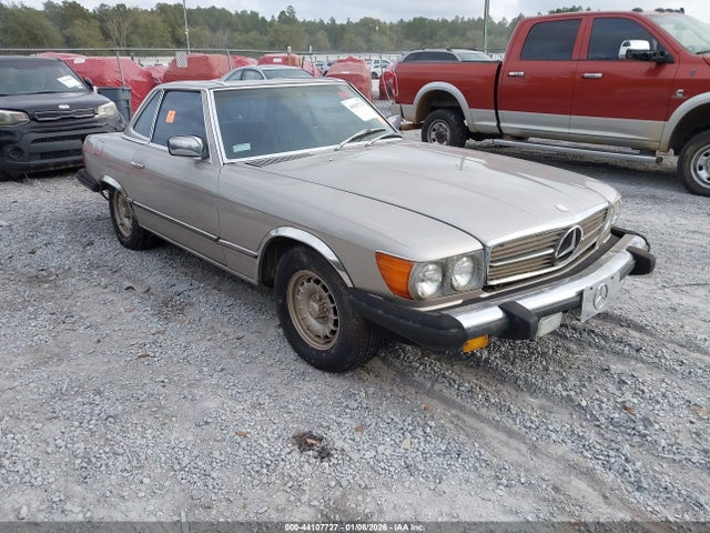 1985 MERCEDES-BENZ 380 WDBBA45C9FA035136