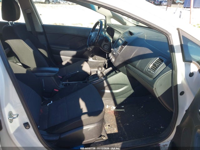 3KPFL4A74JE220061 KIA FORTE S