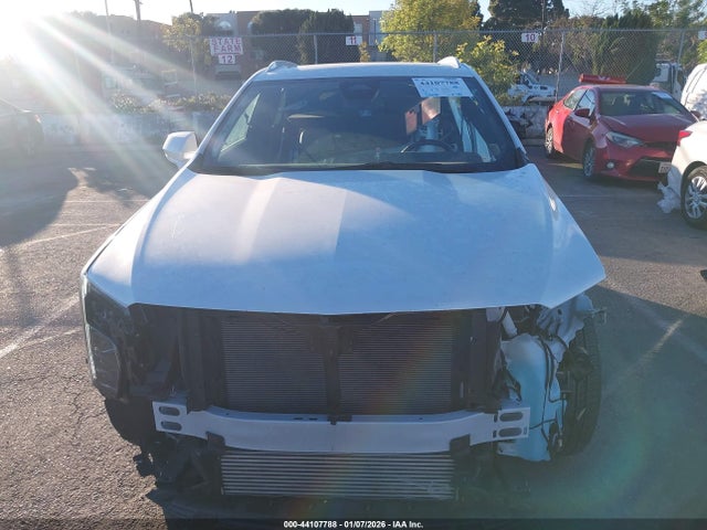 Продаж на аукціоні авто 2024 Cadillac Xt4 Fwd Luxury, vin: 1GYAZAR42RF196386, номер лоту: 44107788