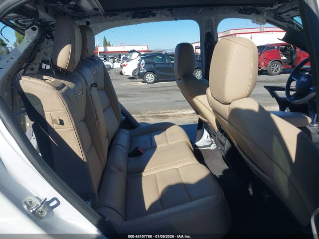 Продаж на аукціоні авто 2024 Cadillac Xt4 Fwd Luxury, vin: 1GYAZAR42RF196386, номер лоту: 44107788