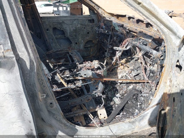 5TDKDRBH5PS006095 Toyota Highlander Le