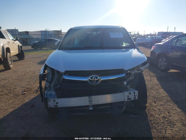 Toyota Highlander Le Plus V6 2015 5TDBKRFH6FS140967 Image 13