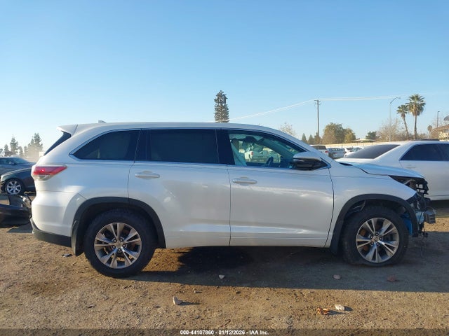 Toyota Highlander Le Plus V6 2015 5TDBKRFH6FS140967 Image 14
