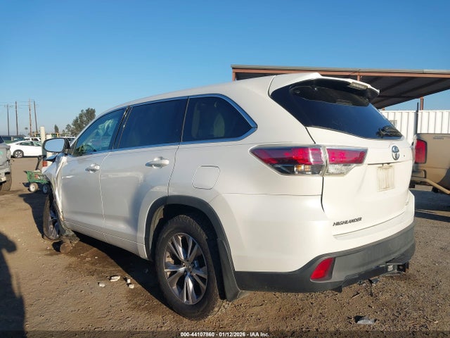 Toyota Highlander Le Plus V6 2015 5TDBKRFH6FS140967 Image 15