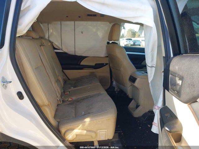 Toyota Highlander Le Plus V6 2015 5TDBKRFH6FS140967 Image 8