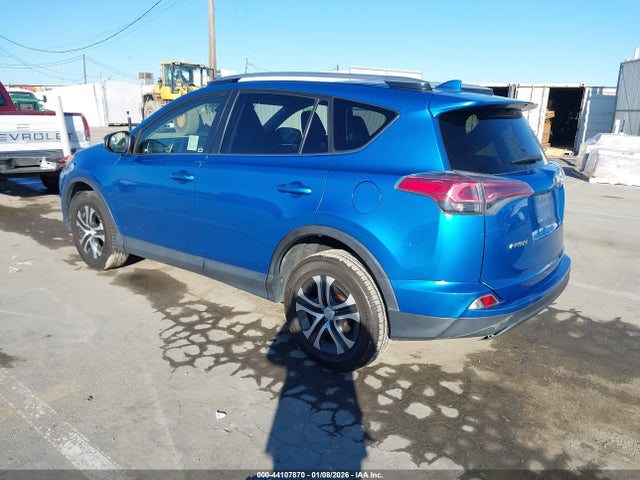 JTMZFREV9HJ101087 Toyota RAV4 LE