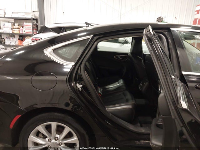 1C3CCCCG3FN568547 Chrysler 200 C