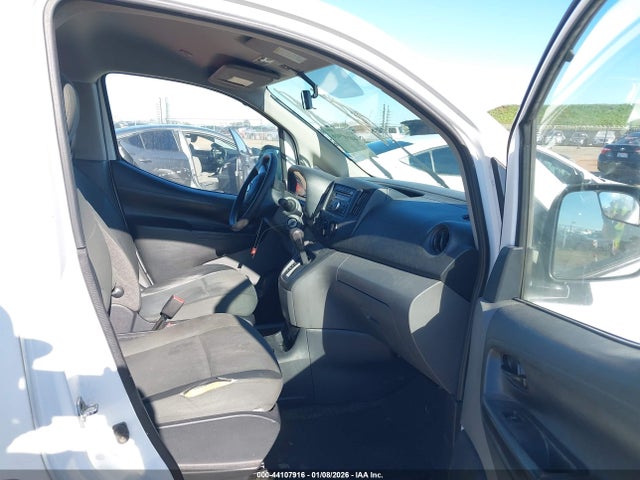 3N6CM0KN4GK690457 Nissan Nv200 S