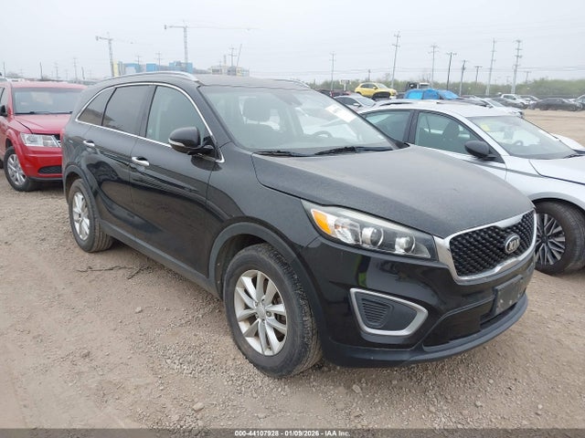 2017 KIA SORENTO 5XYPG4A38HG247122
