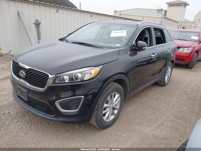 2017 KIA SORENTO 5XYPG4A38HG247122 Photo 1