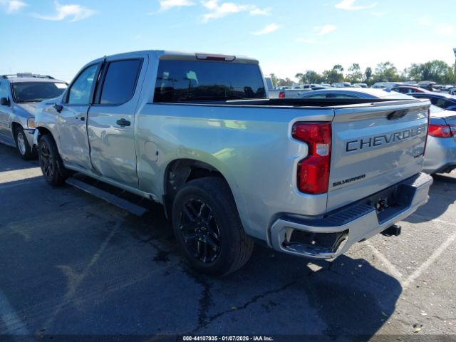 2022 CHEVROLET SILVERADO 1500 1GCPABEK3NZ531858 Photo 2