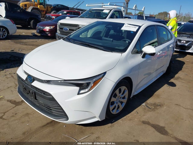 Toyota Corolla Hybrid Le 2025 JTDBCMFE6S3089309 Image 2